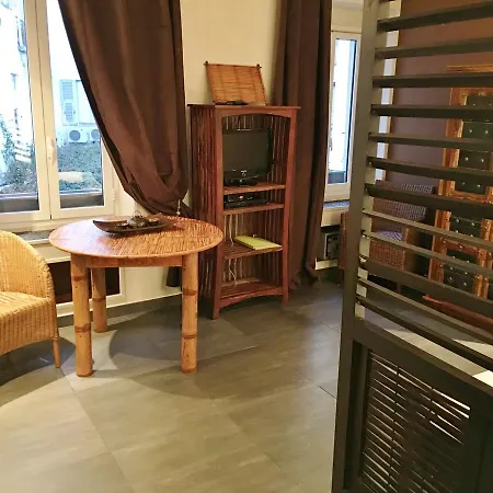 Riviera - Pietonne Massena Apartment